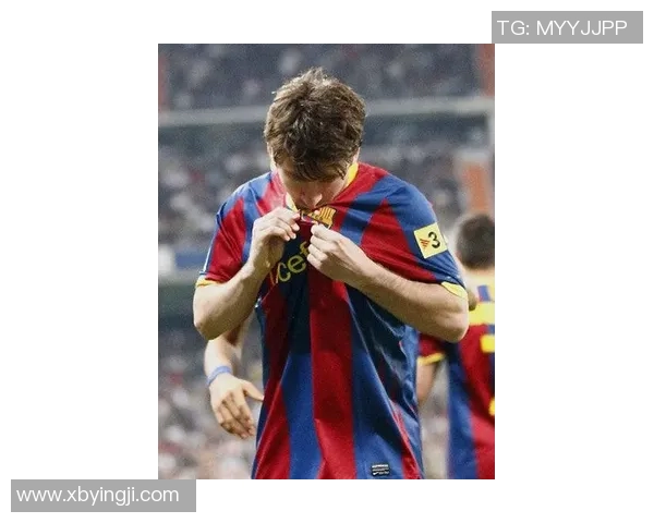 足球明星因违规行为被罚款的背后故事与影响分析 足球明星因违规行为被罚款的背后故事与影响分析