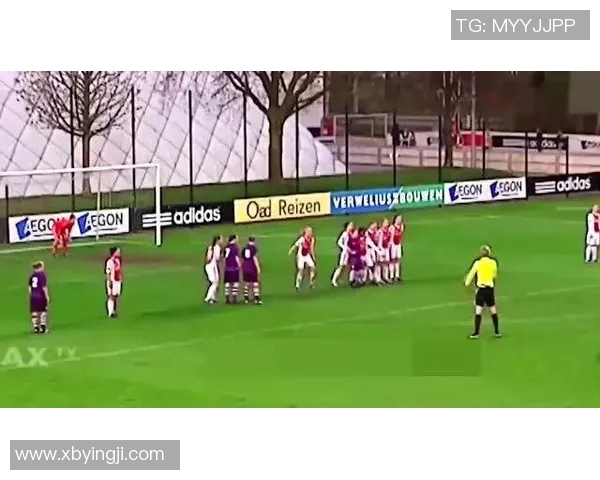 足球明星经典壁画艺术展现足球魅力与激情的视觉盛宴 足球明星经典壁画艺术展现足球魅力与激情的视觉盛宴